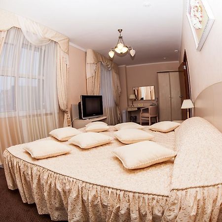 Yamal Hotel Novuy Urengoy Room photo